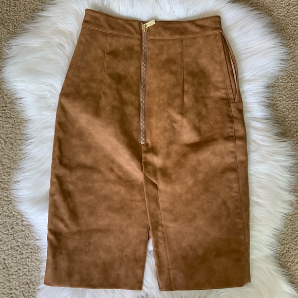 HOUSE of CB Tan Leatherette Pencil Skirt XS - Picture 11 of 13